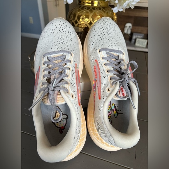 Brooks Men’s Glycerin 21 'Snow Dawn Straw' Road Running Shoes Size 9.5 - Picture 4 of 10